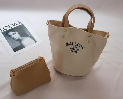 帆布包上面有黃黃的污漬怎么去除?帆布包洗完很皺怎么辦?