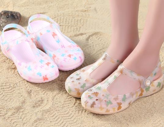 洞洞鞋買大還是買小?洞洞鞋會引起腳臭嗎?