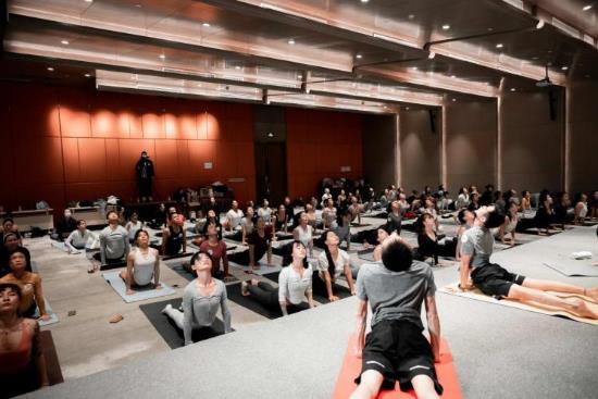 運動服裝品牌Dream Philosophy夢想哲學在這個冬季迎來一場熱汗瑜伽派對