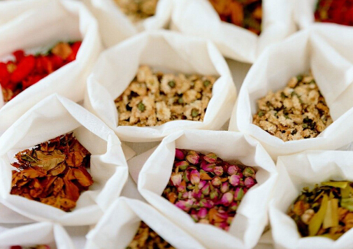 藥補并非人人皆宜-盲目補血更易燥