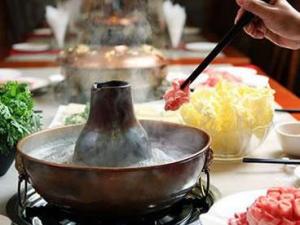 食物趁熱吃好嗎？寒冬進(jìn)食過熱易損害口腔健康