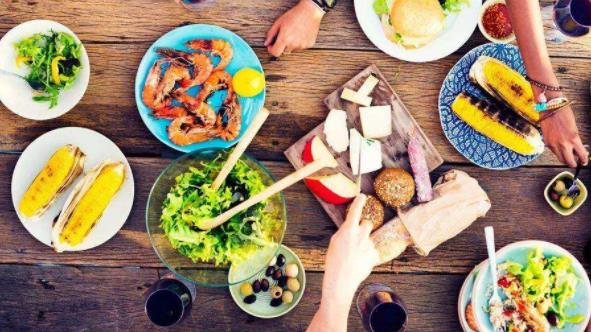 廣州一女子吃烤雞翅昏迷入院是怎么回事?哪些飲食壞習慣危害身體健康?