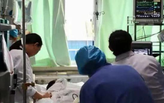 廣州一女子吃烤雞翅昏迷入院是怎么回事?哪些飲食壞習慣危害身體健康?