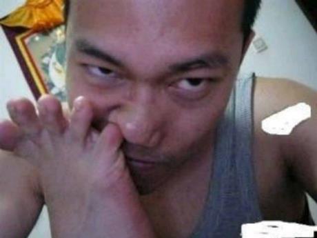 摳腳大漢是什么意思?什么梗?和你網絡聊天的是猥瑣男人還是美女