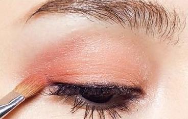 桃花眼是什么意思?桃花眼的特征愛情運 桃花眼是什么樣的