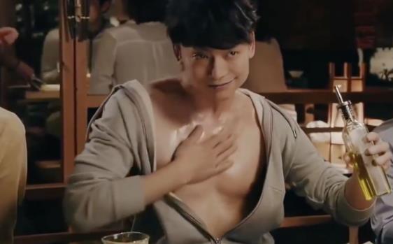 暴露狂是什么意思 遇到暴露狂怎么辦 演藝圈十大暴露狂女明星