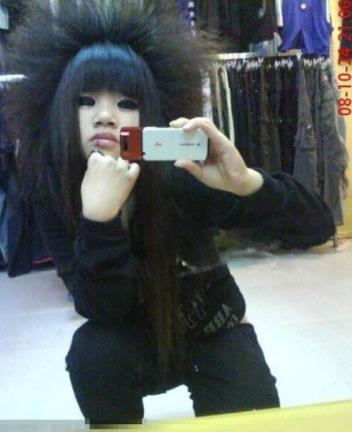 鄉(xiāng)村非主流是什么意思?鄉(xiāng)村非主流下一句?農(nóng)村卡哇伊 貴族殺馬特