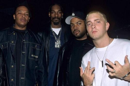 笑容漸漸消失是什么意思?網友惡搞“吳亦凡胖虎笑容漸漸消失”表情包