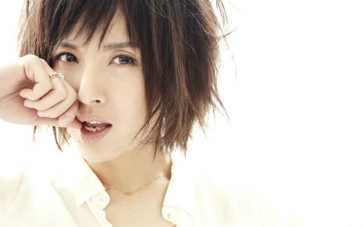 李佳個人資料簡介 靳東老婆李佳圖片 李佳演過的電視劇