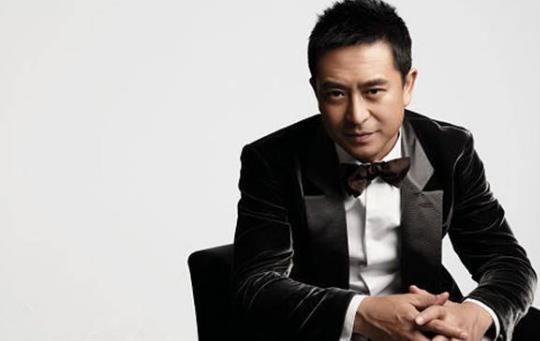 張嘉譯個人資料簡介 老戲骨張嘉譯圖片 張嘉譯演過的電視劇