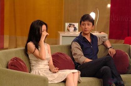 董潔潘粵明離婚原因真相,網友要求董潔更換經紀人