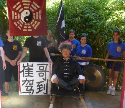 老外網(wǎng)上吐槽娶中國太太的下場,北美崔哥采訪走紅,崔哥駕到