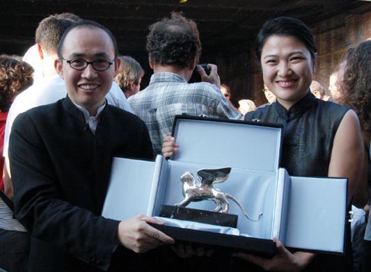 ��ʯ����˽��Ů�������ӱ��{����ʯ���e���֥����������