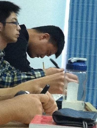 Ҧ���Ϻ����� �n���ع⣬Ҧ��ͬ������ �n�˚�����