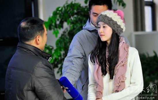 �̲�mm���������^���W(w��ng)�ѷQ���̲����������弃�ɐ�����լ��Ů�񡱽M�D