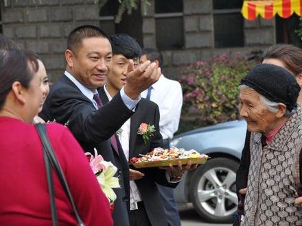 �����R����߀�����ӭȢ26�qŮ�ϰ��Y�F��