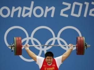 倫敦奧運(yùn)中國(guó)第29金 女舉75+KG級(jí)周璐璐奪冠