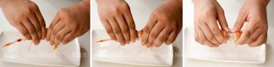 小龍蝦怎么剝殼？巧剝小龍蝦的方法