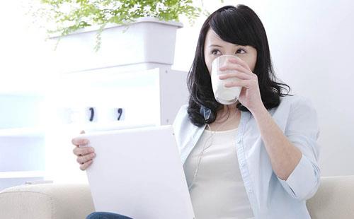 拉肚子能不能喝牛奶?腹瀉可以喝牛奶嗎