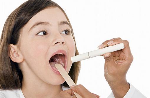 吃飯不小心咬到舌頭怎么辦？常咬舌頭是怎么回事