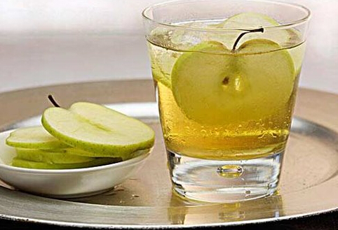 紅酒燉蘋果緩解痛經-為什么會痛經？