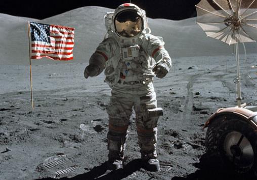 人類月球日是幾月幾日？第一次登上月球是哪一年