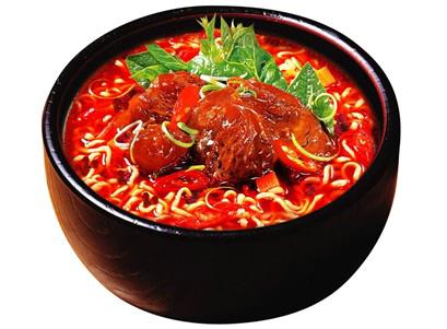 怎么固定泡面蓋紙?巧妙固定泡面蓋紙的方法