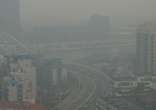 霧霾天開車注意什么？霧霾天行車安全