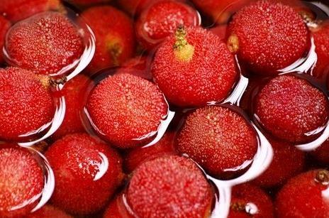 如何用面粉清洗楊梅？清洗楊梅的小竅門