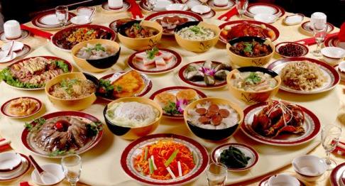 春節飲食勿貪嘴，科學飲食避免“三多一少”