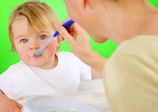 腸胃有病不能吃什么?光喝牛奶會傷胃