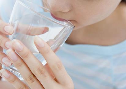 多喝水有什么好處？每天喝水的最佳時間