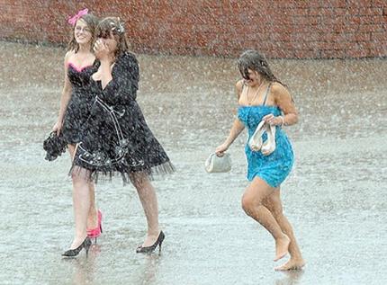 淋雨時要如何預防感冒?淋雨后吃什么能預防感冒