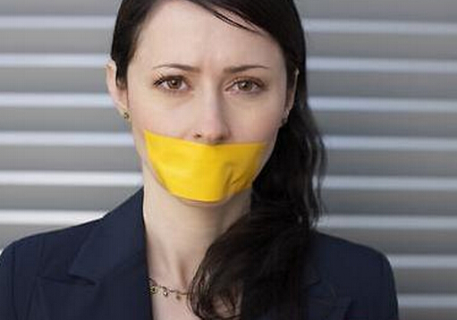 嘴巴有異味怎么辦？香芹菜可使口氣清新