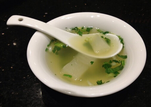 孕婦喝點蘿卜湯能健胃開胃