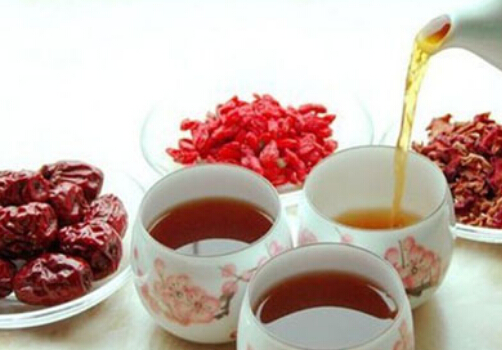 枸杞子泡水喝有什么好處?枸杞子的營養(yǎng)價(jià)值