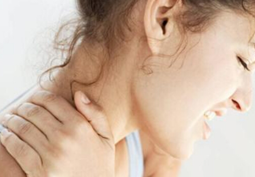 關節慢性勞損怎么辦？飲食配合調養有助緩解不適