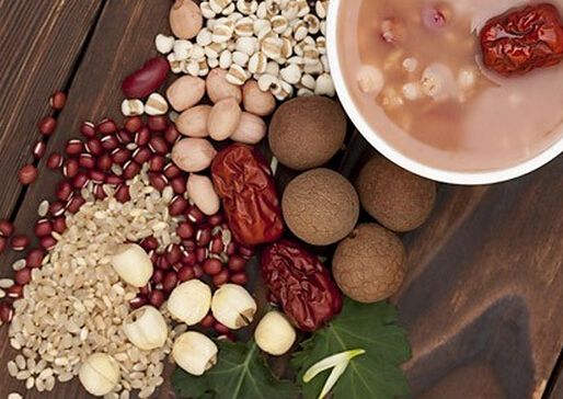 太瘦弱可以喝白術(shù)山藥粥-男性養(yǎng)生從喝粥開(kāi)始