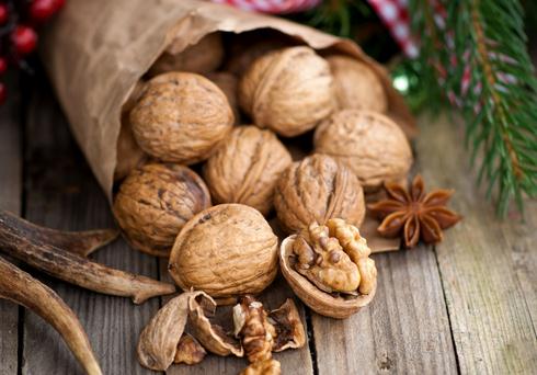 吃核桃的好處-晚上吃核桃會胖嗎?