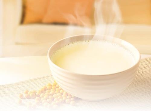 怎么泡豆奶粉不易結塊