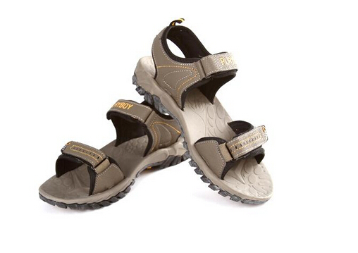 沙灘鞋和涼鞋的區(qū)別-沙灘鞋選購技巧