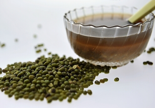 煮綠豆湯會變紅是怎么回事?熬綠豆湯的方法