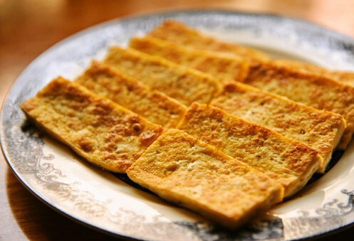 煎豆腐怎么才不粘鍋？肉末煎豆腐的做法