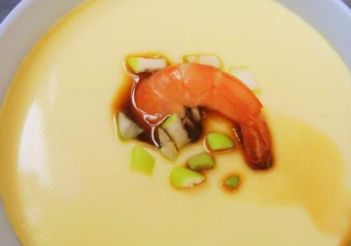 怎樣蒸雞蛋羹更鮮嫩?蒸雞蛋羹的做法