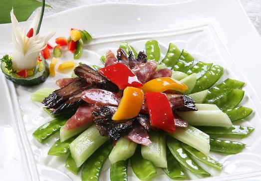 炒菜為什么要放糖？炒菜時是先放糖還是先放鹽