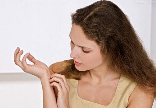 蚊蟲(chóng)叮咬紅腫怎么辦?蚊蟲(chóng)叮咬紅腫怎么止癢?