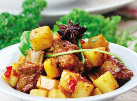 土豆燒排骨怎么做好吃?土豆燒排骨的做法