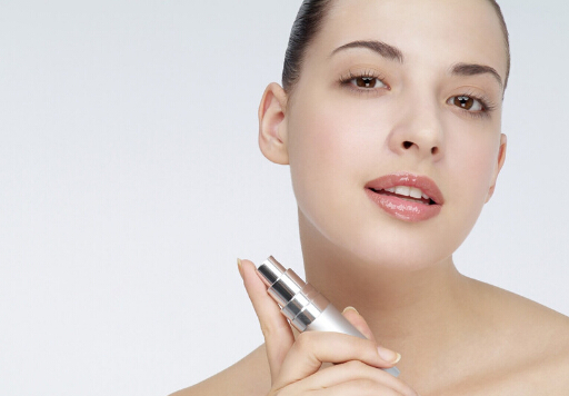 爽膚水怎么用?使用爽膚水的注意事項