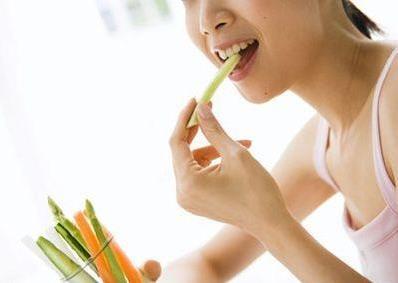 夏季皮膚長痘怎么辦?揭秘5步驟控油爽膚全攻略