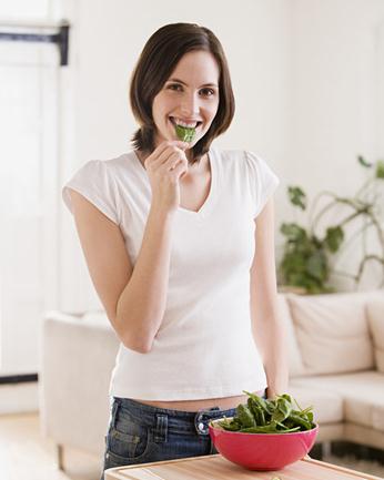 想減肥嗎？先改掉7種最差飲食方式，在廚房吃東西是最差飲食方式